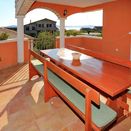 Apartman Majda 2 * Bibinje
