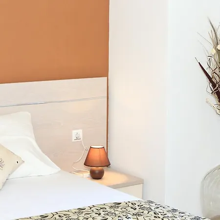 Apartman Majda 2 *