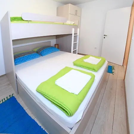 Apartman Majda 2 Apartment *