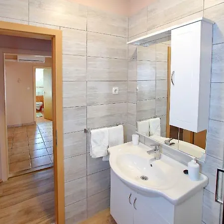 Apartman Majda 2 Apartment