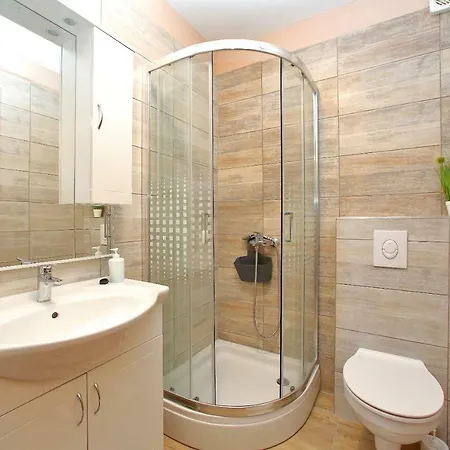 Apartman Majda 2 *
