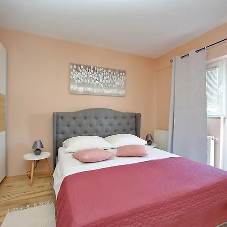 Apartman Majda 2 Apartment *