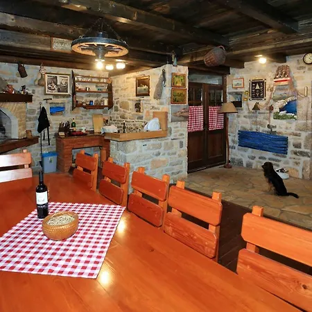 Apartman Majda 2 Apartment